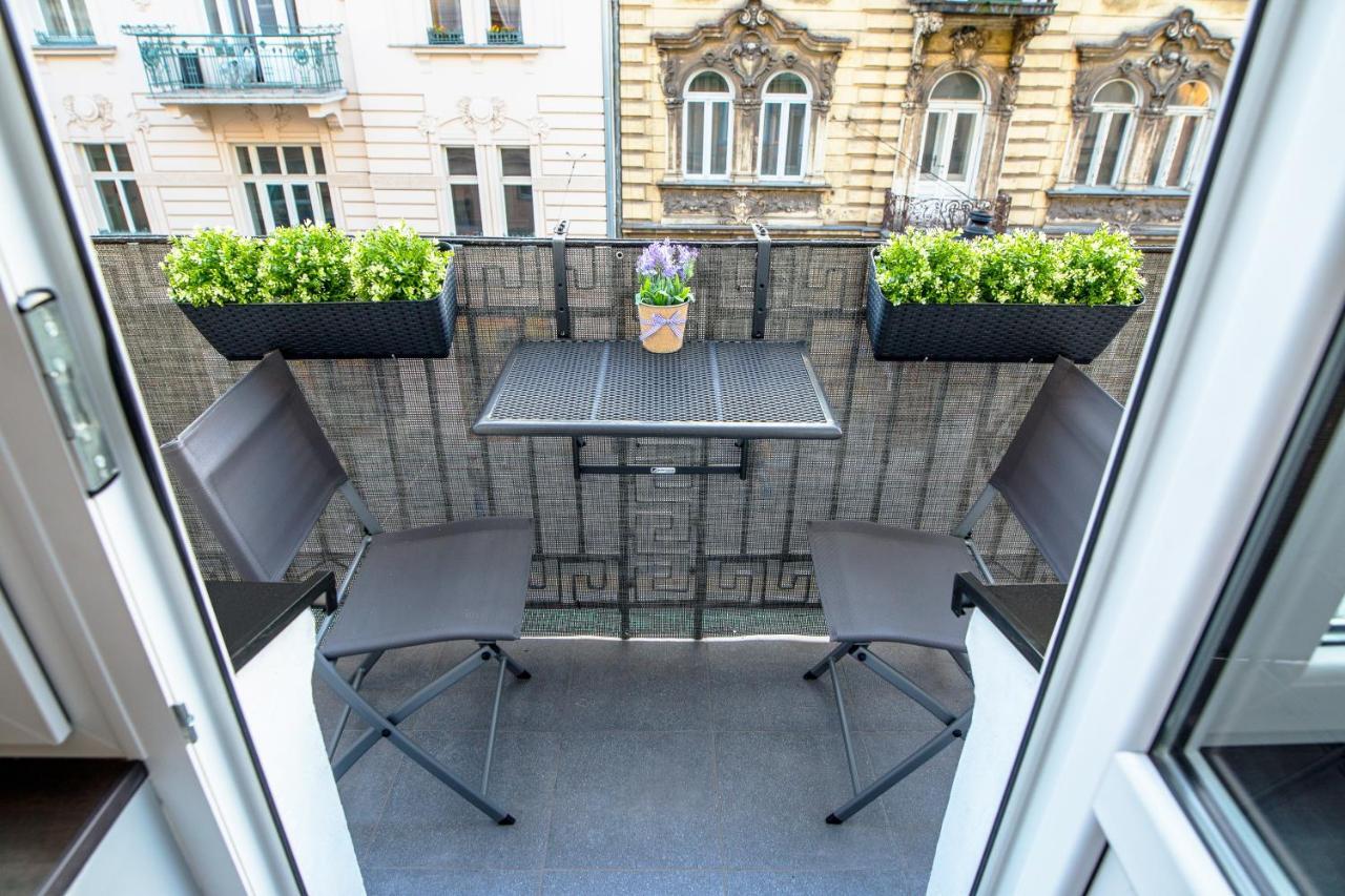 Tribeca City Center Apartments Krakow Ngoại thất bức ảnh